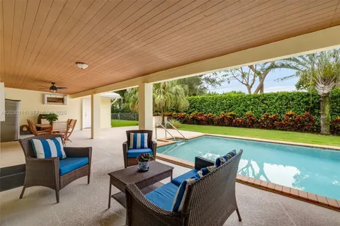 $1,750,000 | 7350 Southwest 129th Street, Pinecrest, FL 33156