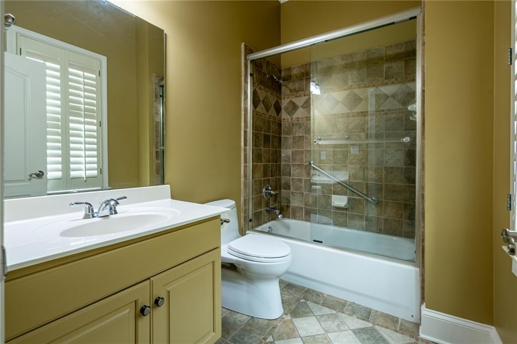 1240 Brookhaven Hideaway Court Northeast Atlanta, GA 30319 - Photo 20 of 35