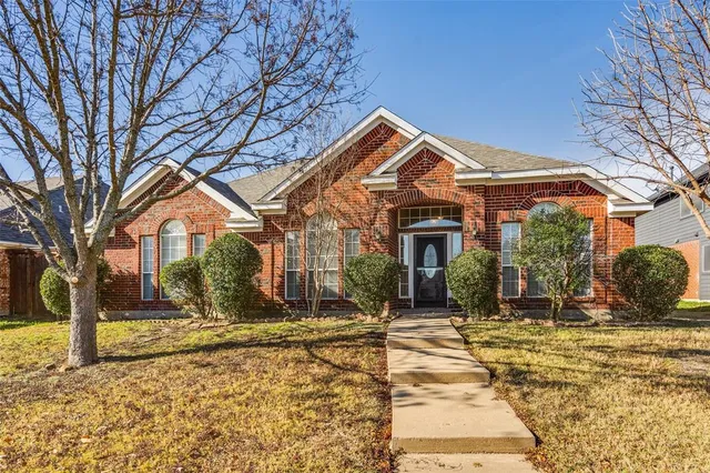 $395,000 | 810 Idlewood Drive, Allen, TX 75002