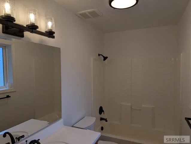 $350,500 | 4822 South Streeter Avenue, Ammon, ID 83406