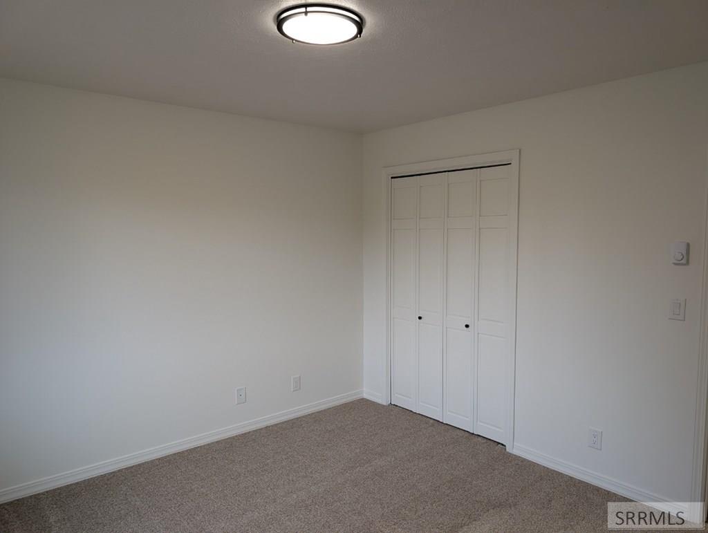 4822 South Streeter Avenue Ammon, ID 83406 - Photo 13 of 44