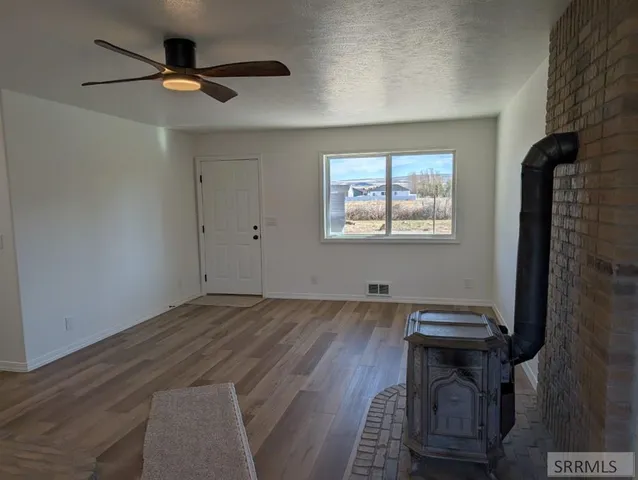 $350,500 | 4822 South Streeter Avenue, Ammon, ID 83406