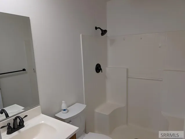 $350,500 | 4822 South Streeter Avenue, Ammon, ID 83406