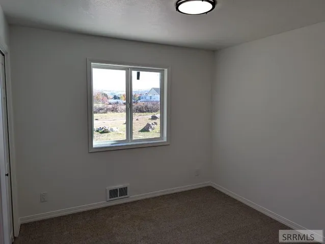 $350,500 | 4822 South Streeter Avenue, Ammon, ID 83406