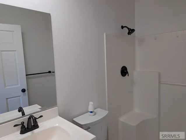 $350,500 | 4822 South Streeter Avenue, Ammon, ID 83406