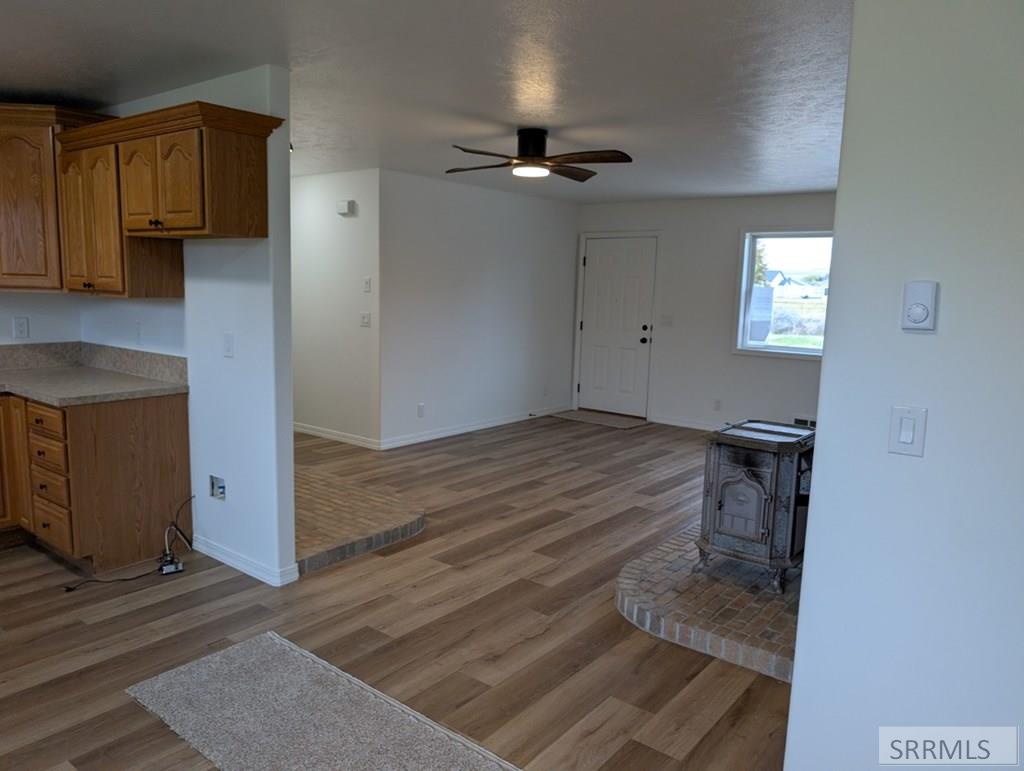 4822 South Streeter Avenue Ammon, ID 83406 - Photo 4 of 44