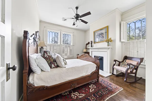 $599,000 | 702 Washington Avenue, Mount Pleasant, TN 38474