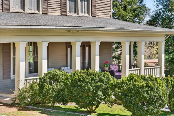 $599,000 | 702 Washington Avenue, Mount Pleasant, TN 38474