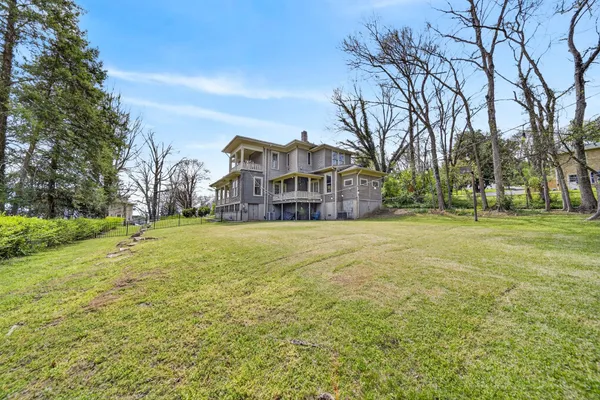 $599,000 | 702 Washington Avenue, Mount Pleasant, TN 38474