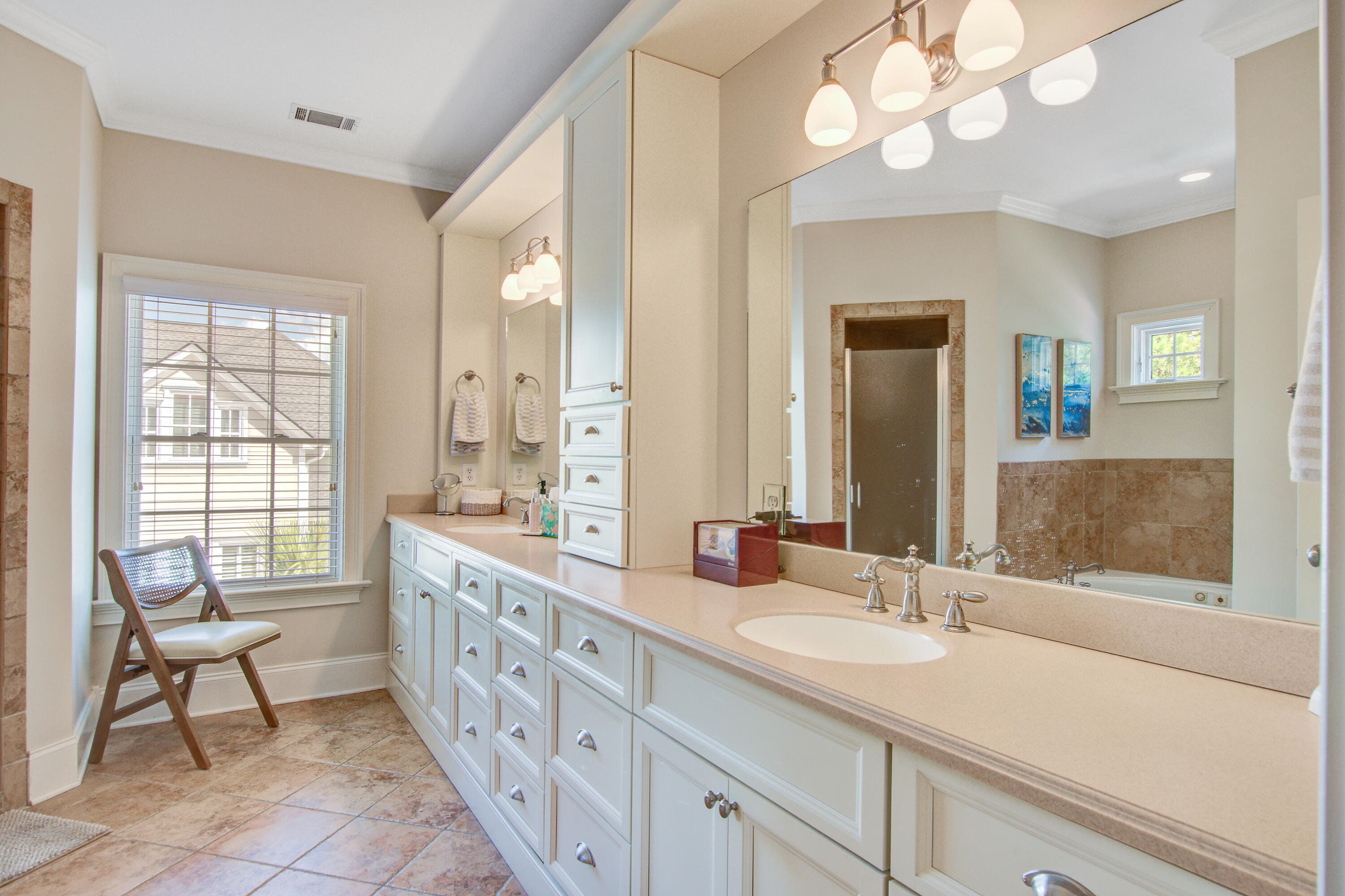 364 Evian Way Mount Pleasant, SC 29464 - Photo 18 of 46 Owners Bathroom