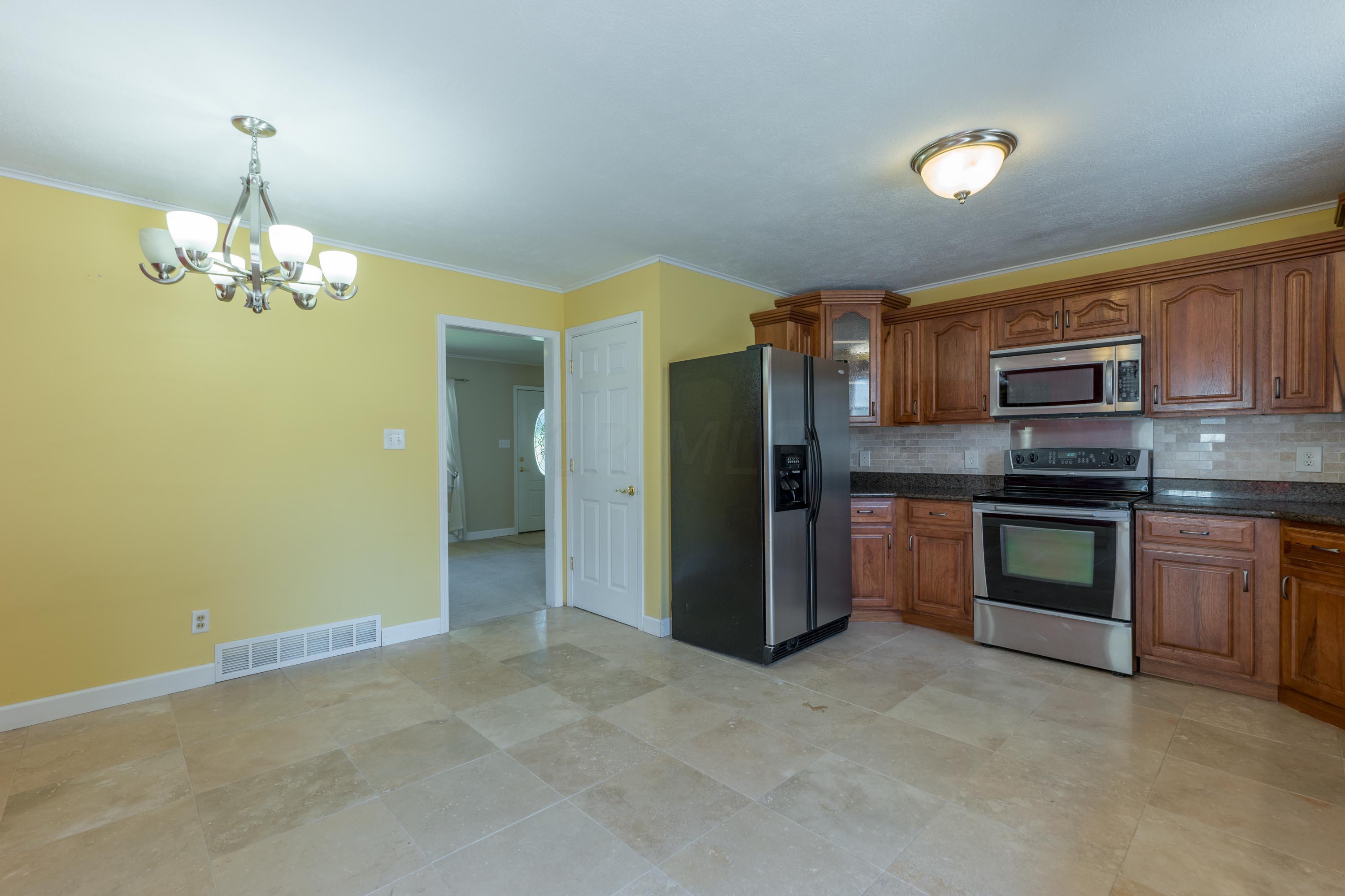 6726 Lewis Center Road Galena, OH 43021 - Photo 13 of 63 Gallery Image 13