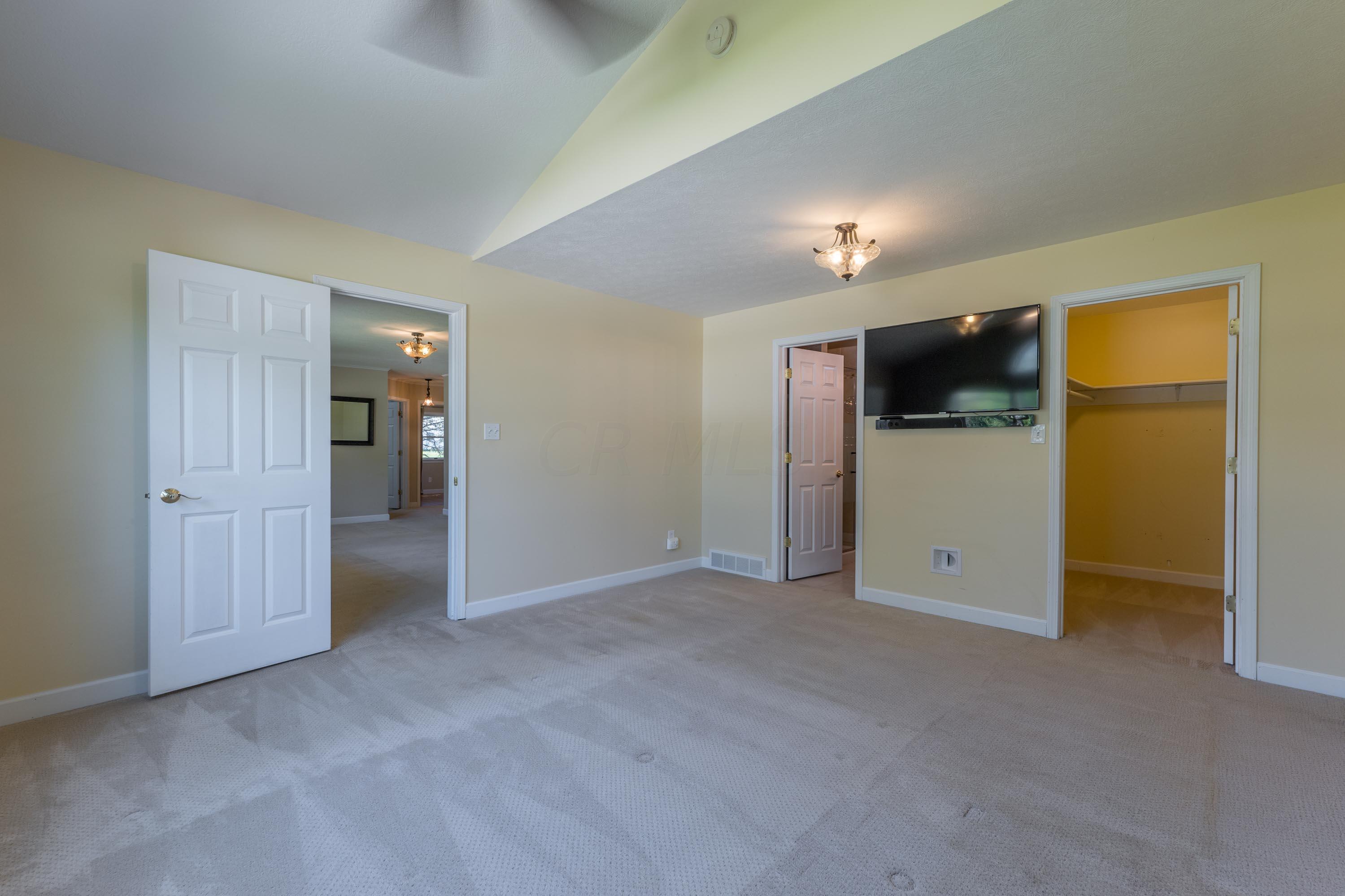 6726 Lewis Center Road Galena, OH 43021 - Photo 23 of 63 Gallery Image 23