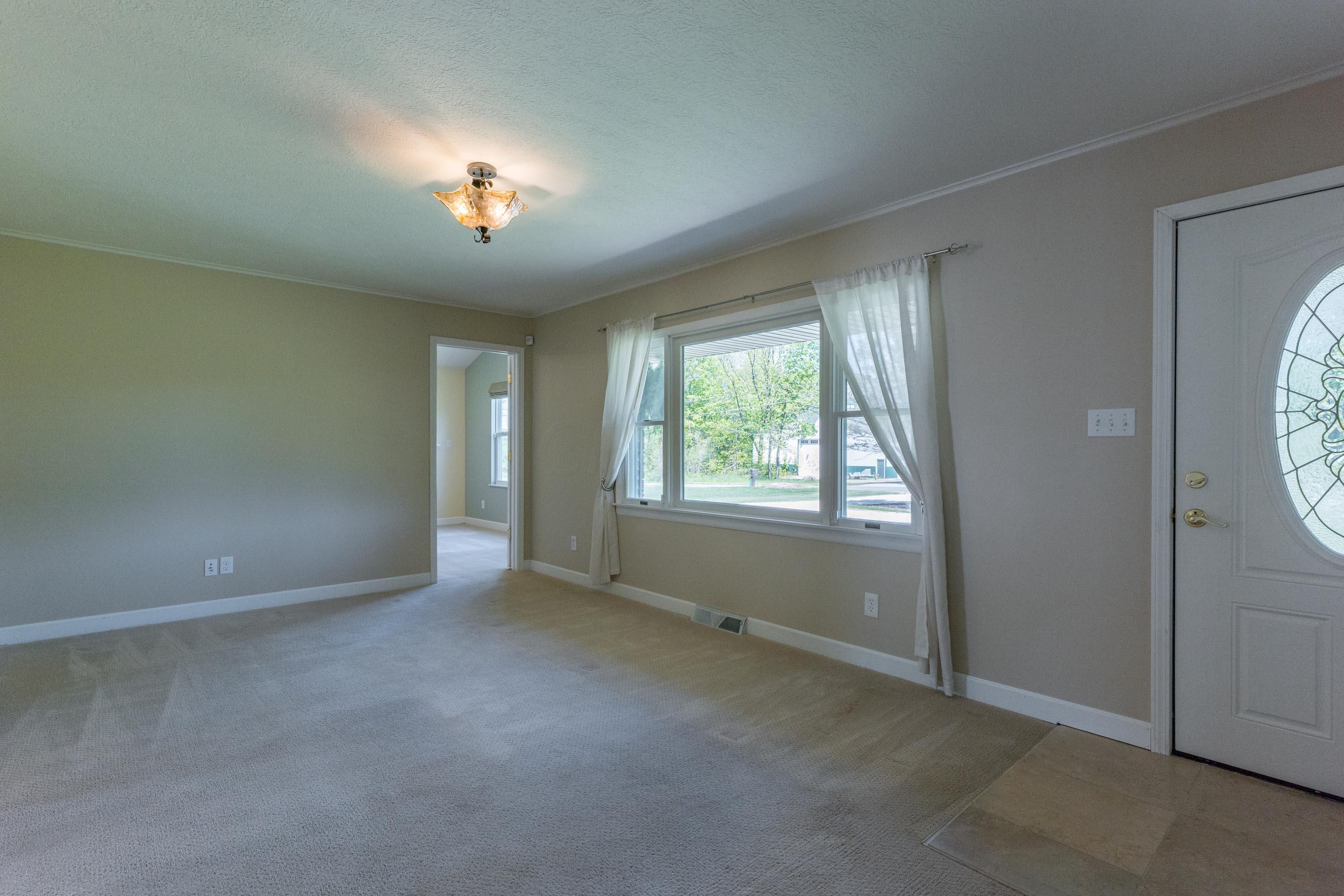6726 Lewis Center Road Galena, OH 43021 - Photo 8 of 63 Gallery Image 8