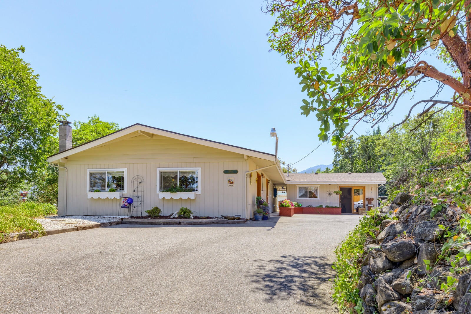 6356 Adams Road Talent, OR 97540 - Photo 3 of 54 Adams - 4