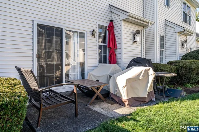 $649,900 | 127 Stratford Drive, Unit 1028, Nutley, NJ 07110
