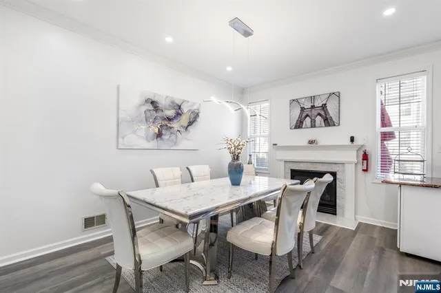 $649,900 | 127 Stratford Drive, Unit 1028, Nutley, NJ 07110