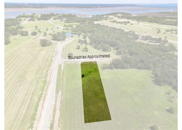 $132,900 | 220 Diamond Point, Dodd City, TX 75438