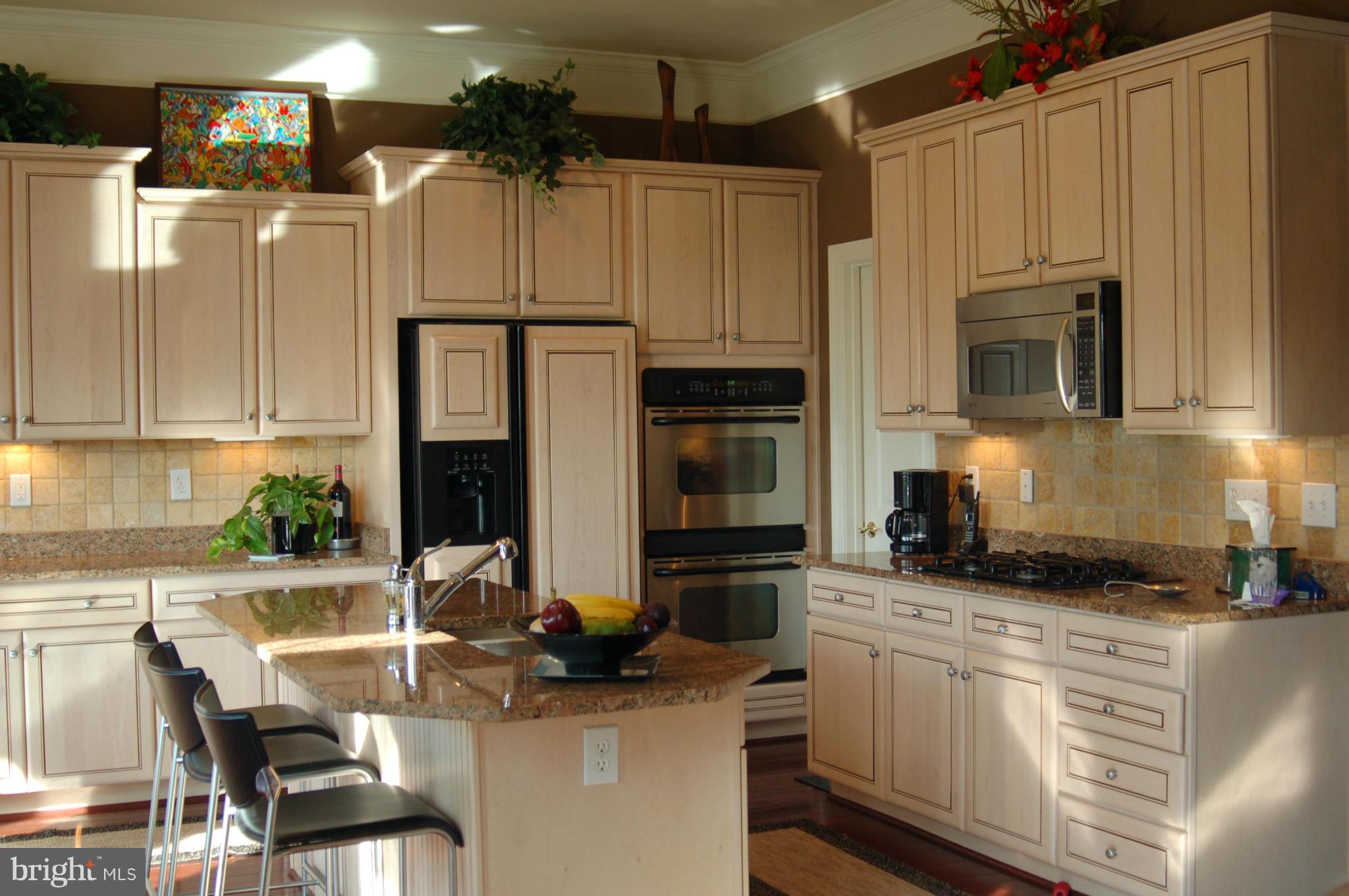 8751 Boulder Ridge Road Laurel, MD 20723 - Photo 8 of 28 Kitchen