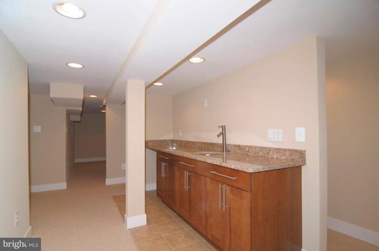 276 15th Street Southeast Washington, DC 20003 - Photo 7 of 11 Basement #2