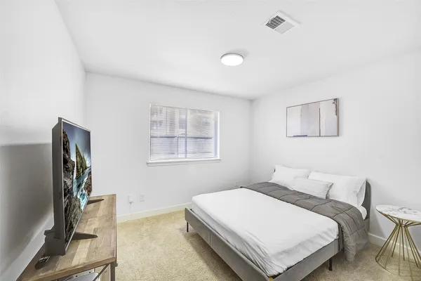 $2,100 | 12158 Bowsman Drive, Tomball, TX 77377