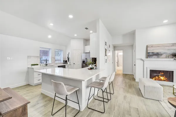 $2,100 | 12158 Bowsman Drive, Tomball, TX 77377