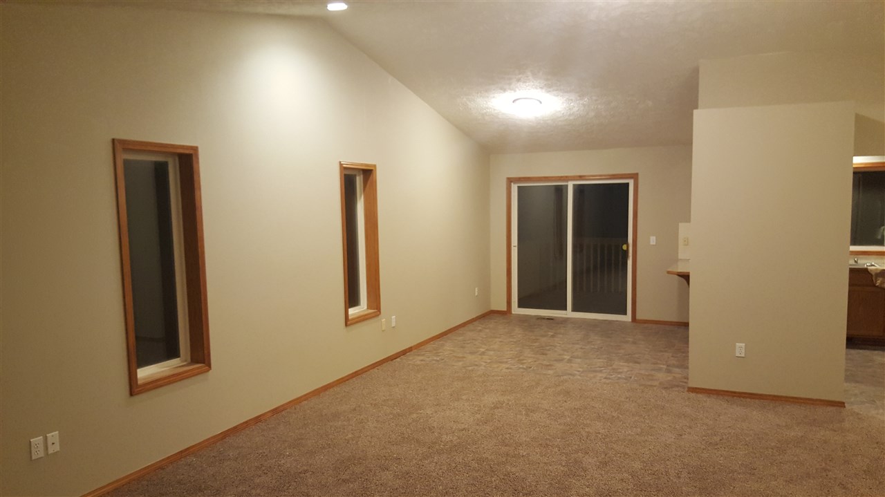 12715 North Ruby Road Spokane, WA 99218 - Photo 3 of 11