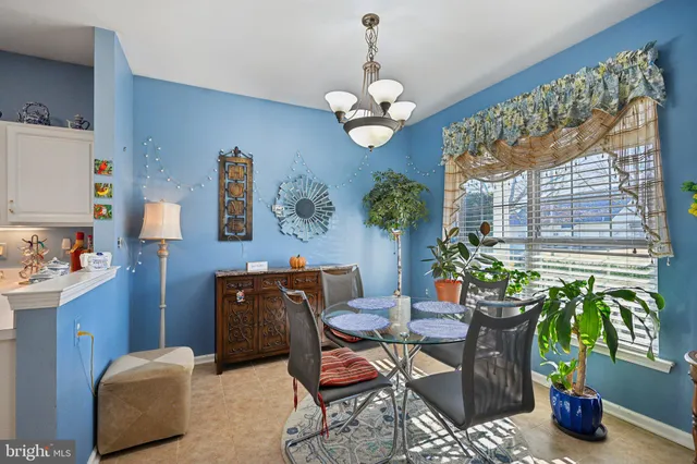 $525,000 | 25 Cardinal Flower Lane, West Windsor, NJ 08550