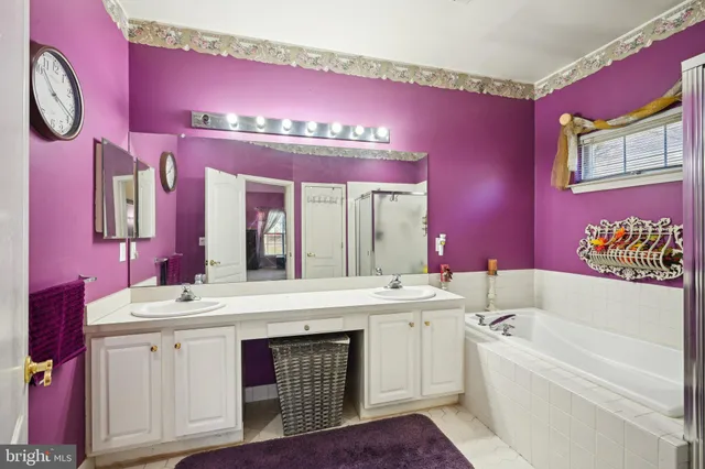 $525,000 | 25 Cardinal Flower Lane, West Windsor, NJ 08550