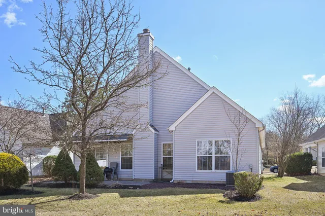 $525,000 | 25 Cardinal Flower Lane, West Windsor, NJ 08550