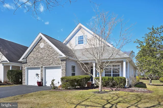 $525,000 | 25 Cardinal Flower Lane, West Windsor, NJ 08550