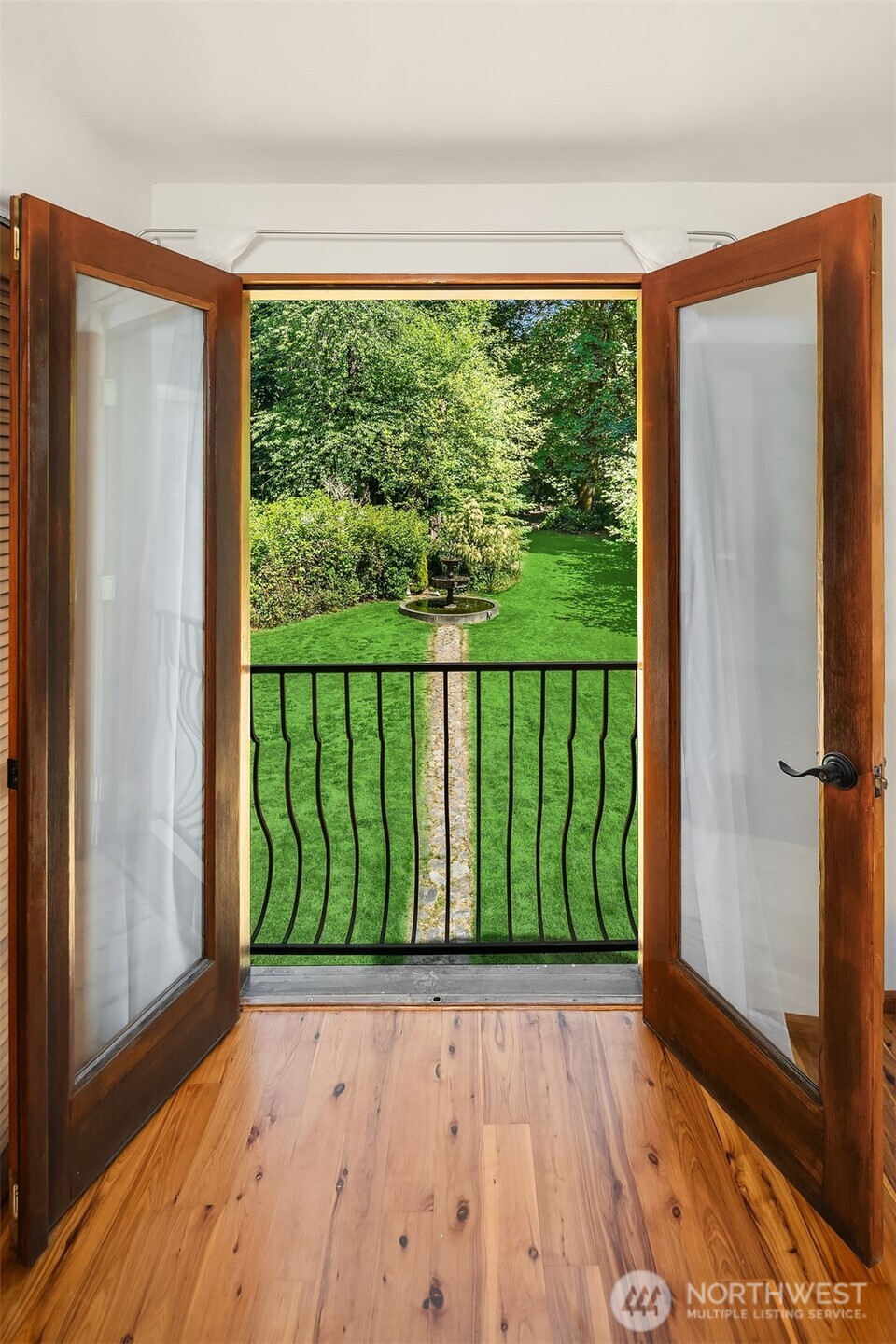 24917 Dockton Road Southwest Vashon, WA 98070 - Photo 29 of 37