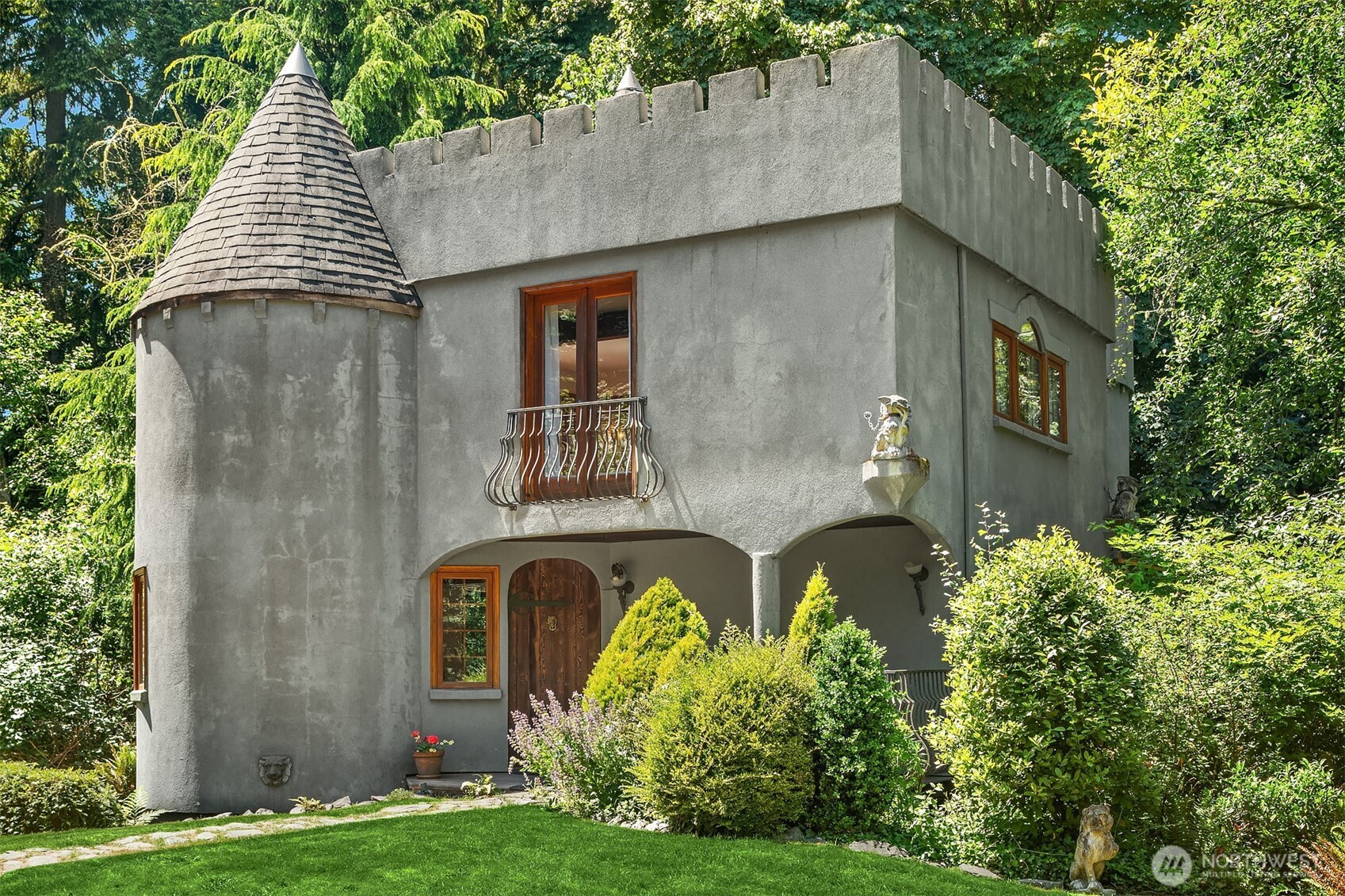 24917 Dockton Road Southwest Vashon, WA 98070 - Photo 3 of 37