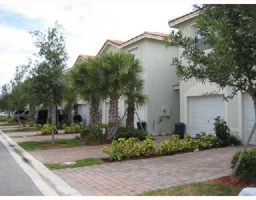 6300 Landings Way Tamarac, FL 33321 - Photo 1 of 24 Photo 1