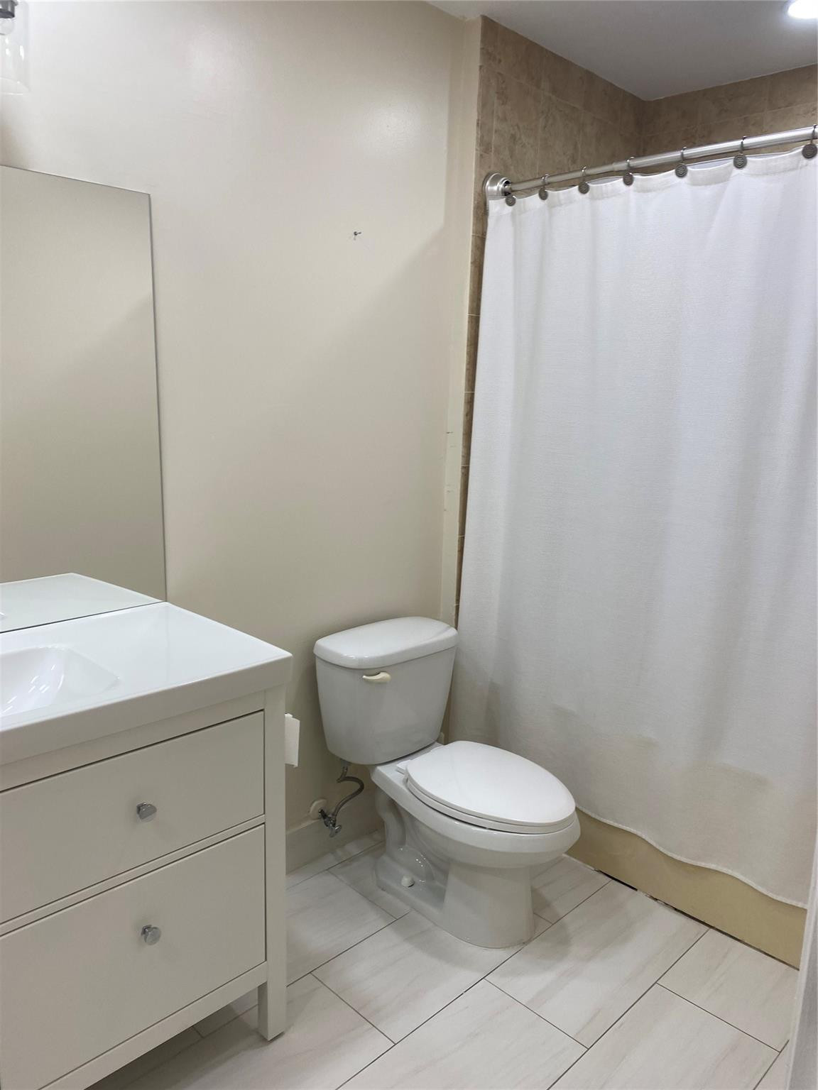 6300 Landings Way Tamarac, FL 33321 - Photo 15 of 24 Photo 15