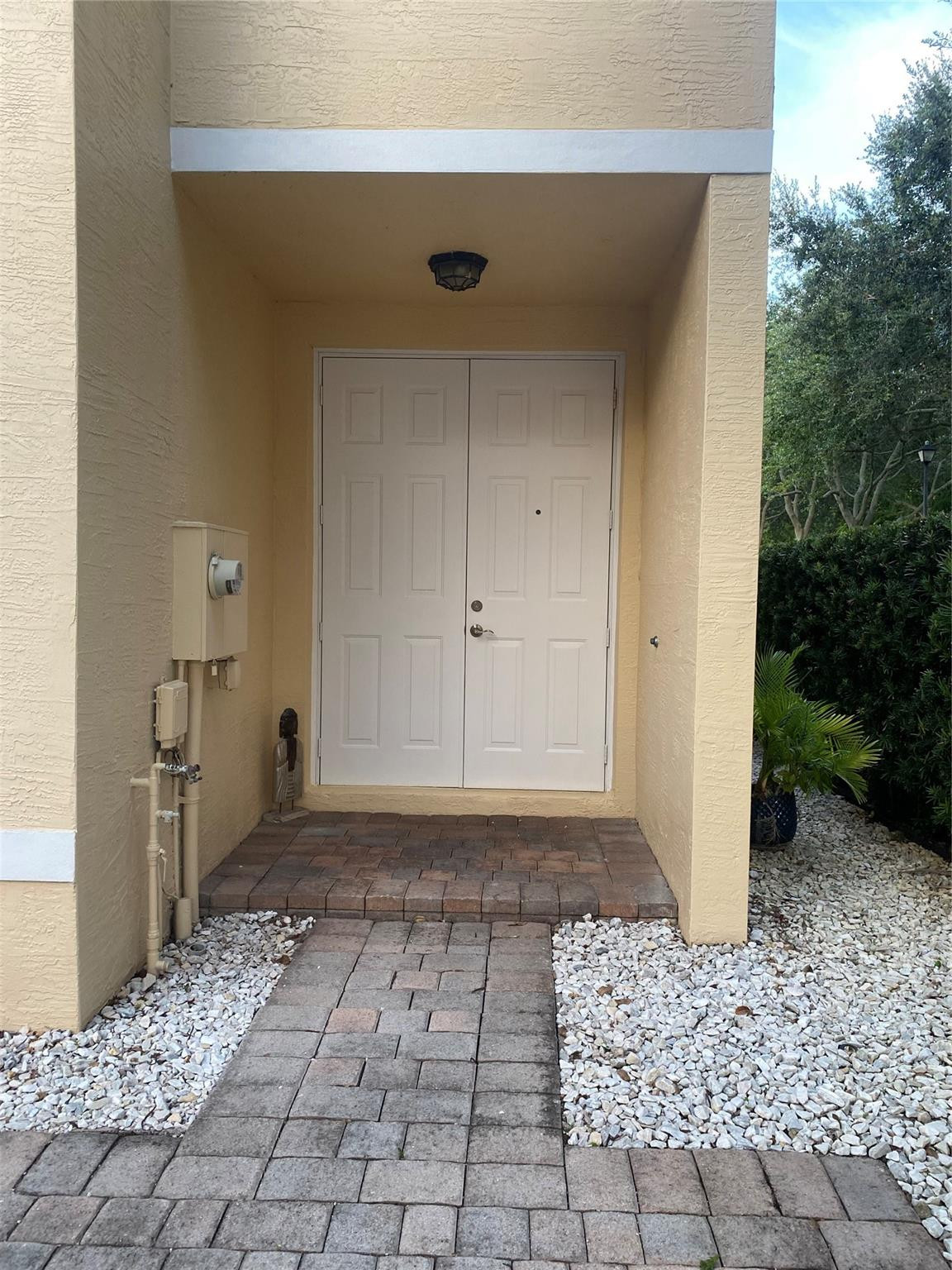 6300 Landings Way Tamarac, FL 33321 - Photo 2 of 24 Photo 2