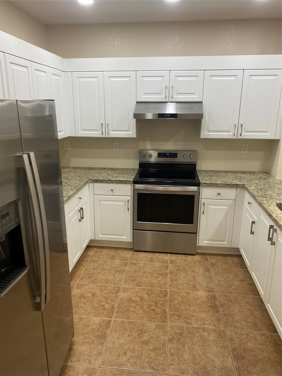 6300 Landings Way Tamarac, FL 33321 - Photo 3 of 24 Photo 3