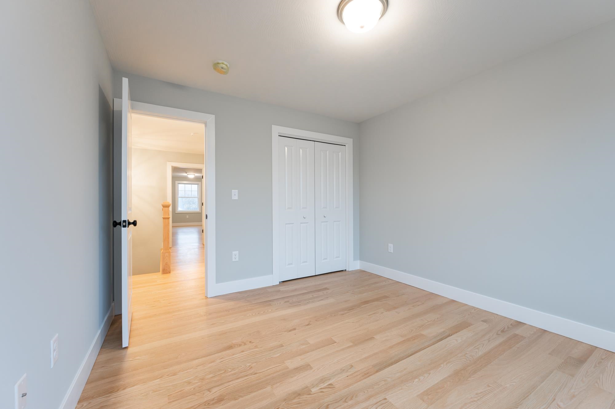 12 Robin Way, Unit 5 Chester, NH 03036 - Photo 12 of 22 Gallery Image 12