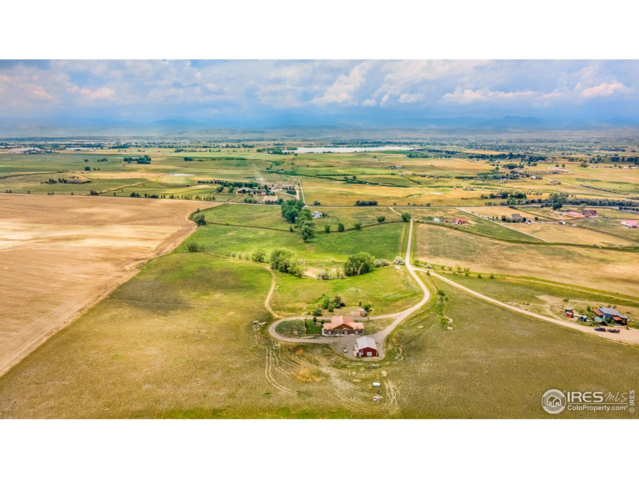 17622 County Road 1 Berthoud, CO 80513 - Photo 39 of 40 a bathroom with a sink and view of ocean