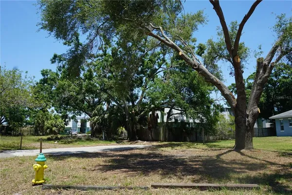 $275,000 | 0 74th Avenue North, St. Petersburg, FL 33702
