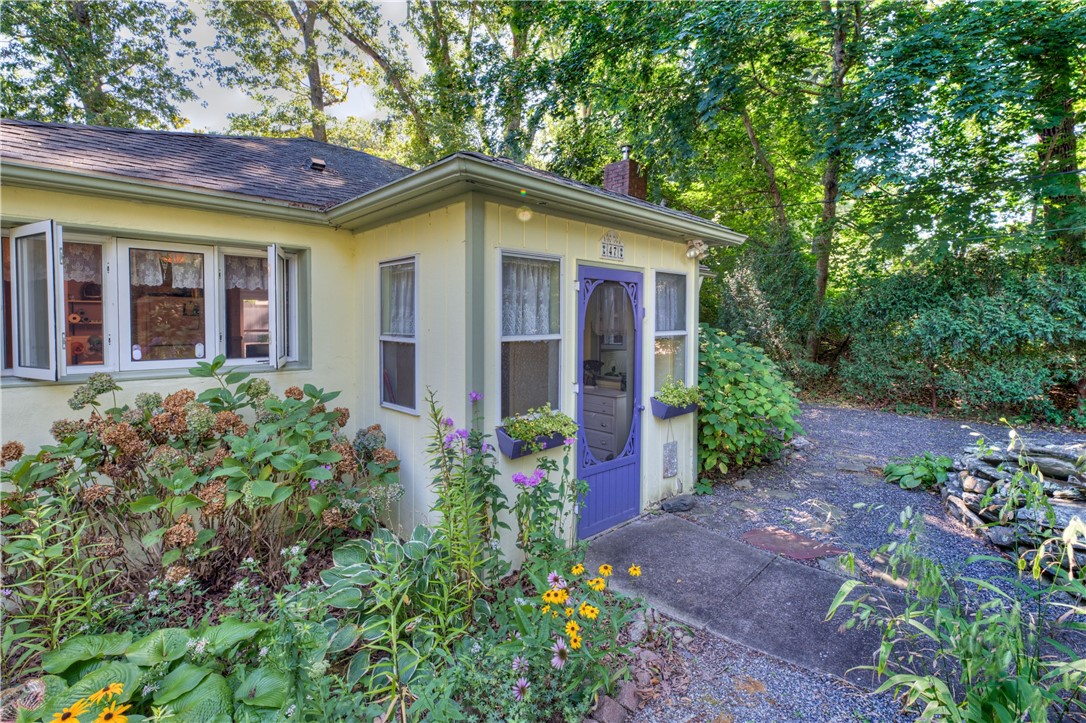 47 Wake Robin Trail Narragansett, RI 02874 - Photo 2 of 47