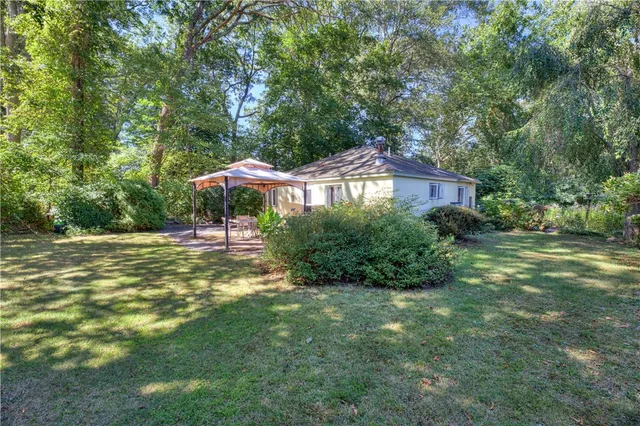 $459,000 | 47 Wake Robin Trail, Narragansett, RI 02874