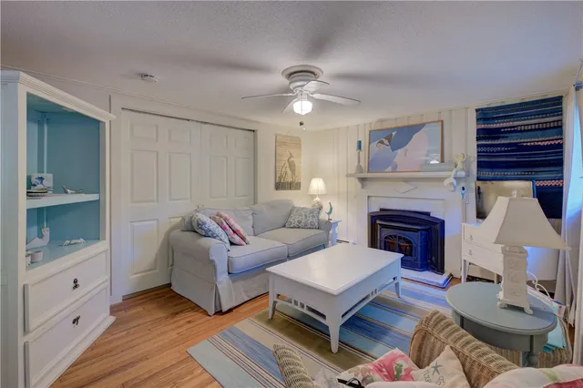 $459,000 | 47 Wake Robin Trail, Narragansett, RI 02874