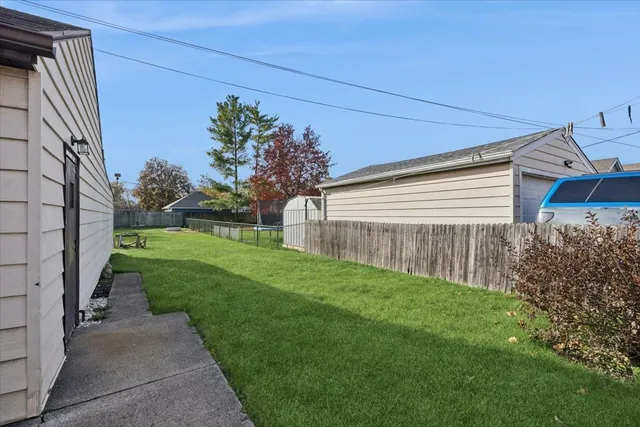 $275,000 | 7841 44th Street, Lyons, IL 60534