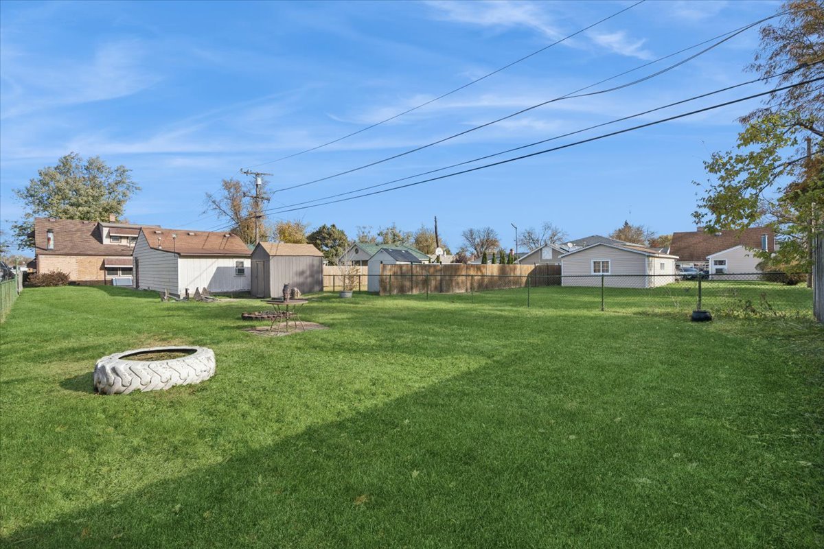7841 44th Street Lyons, IL 60534 - Photo 21 of 23 a view of a house with backyard