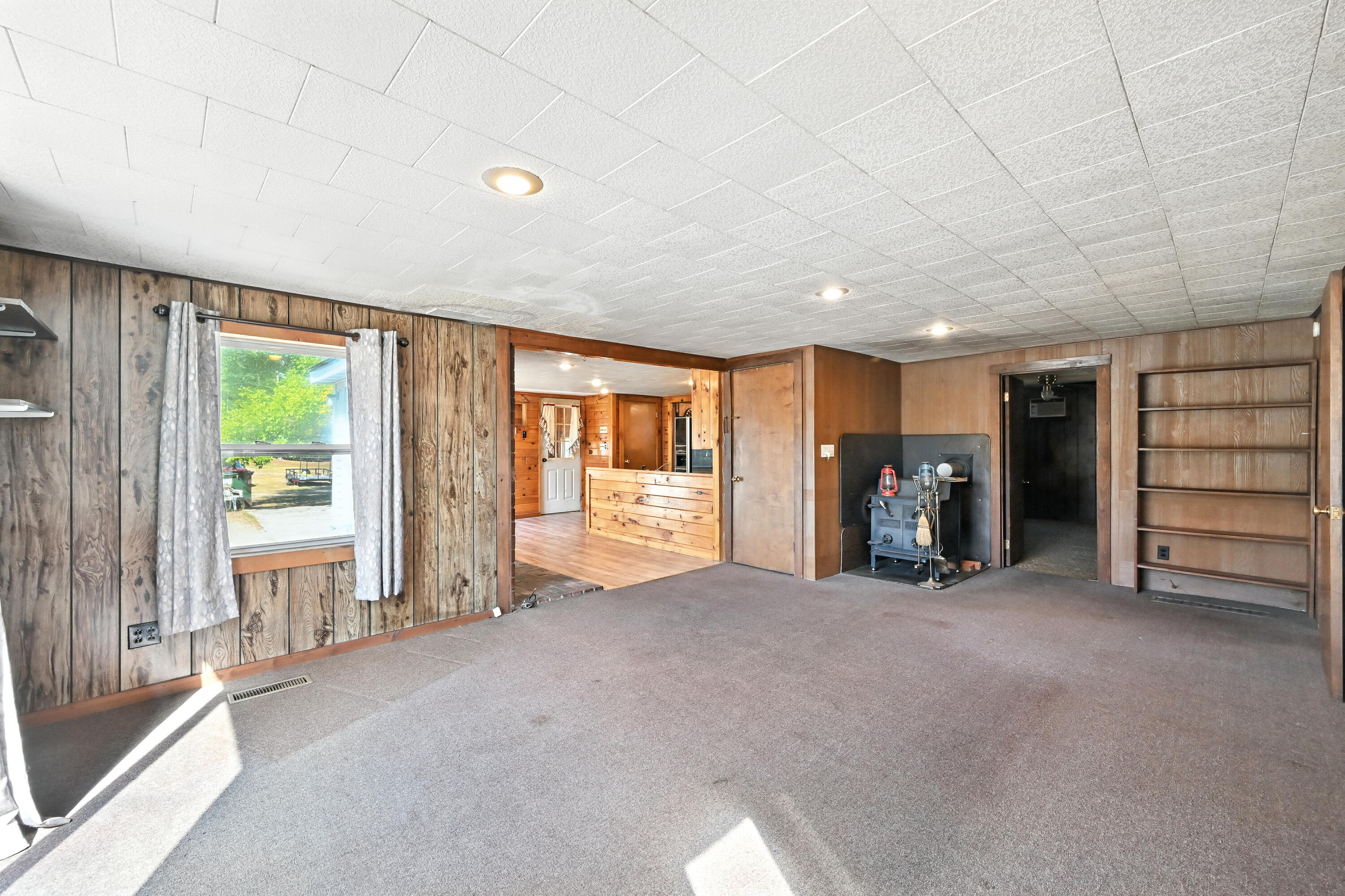 33 Riverside Drive Mechanic Falls, ME 04256 - Photo 21 of 37 110218gr-129