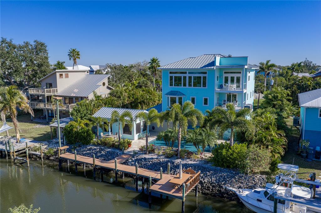 125 Burns Road Terra Ceia, FL 34250 - Photo 4 of 90