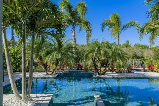 $1,995,000 | 125 Burns Road, Terra Ceia, FL 34250