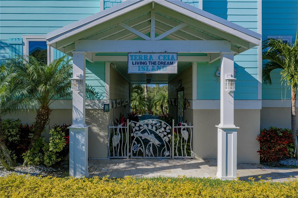 125 Burns Road Terra Ceia, FL 34250 - Photo 6 of 90 a front view of a house