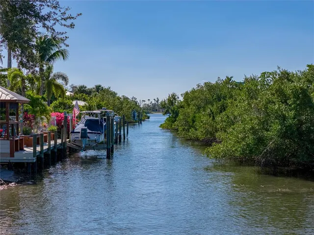 $1,995,000 | 125 Burns Road, Terra Ceia, FL 34250