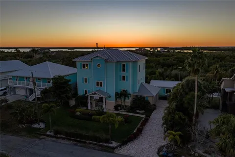 $1,995,000 | 125 Burns Road, Terra Ceia, FL 34250